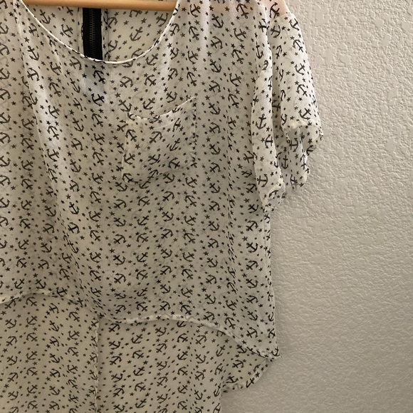 Anchor Print High-Low Top - Size Small - Picture 2 of 5